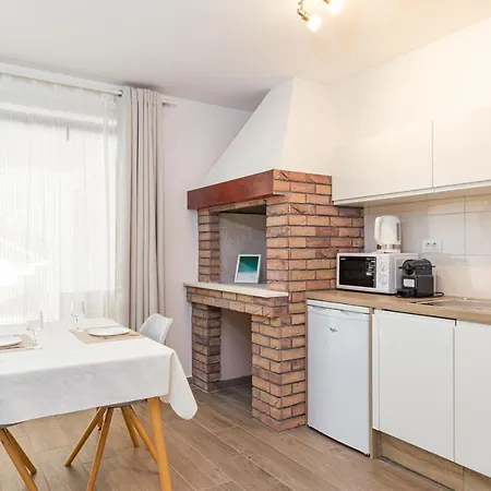 Apartments Anna Liznjan Exterior photo